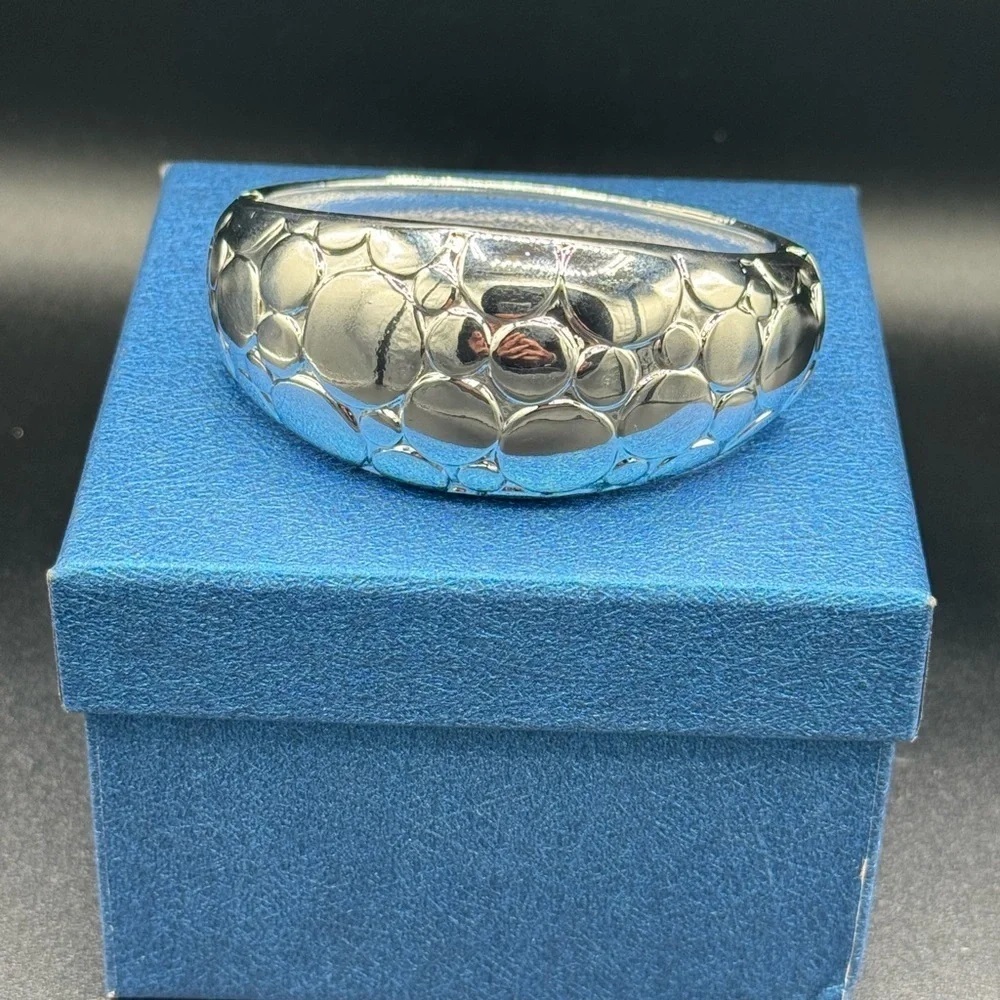 NIB Silver-tone Textured Bangle Bracelet